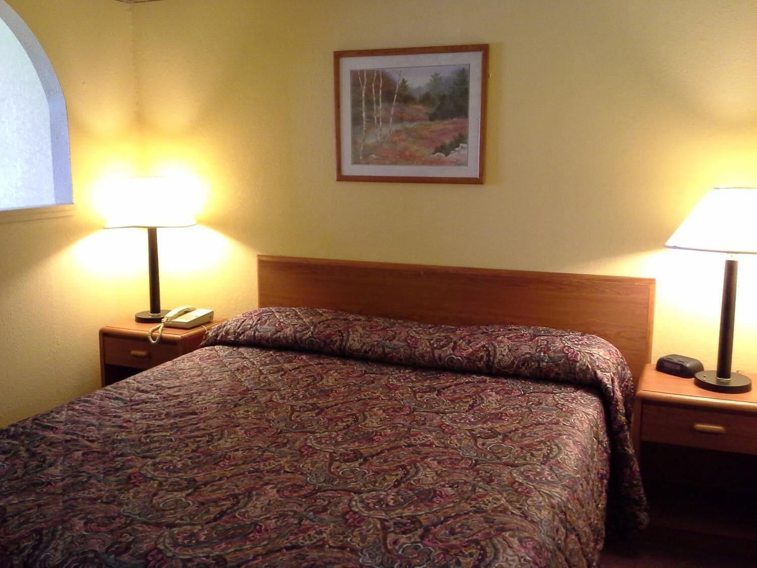 Travelodge by Wyndham Tulsa Eksteriør billede